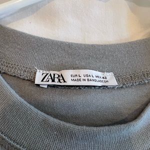 Gray Large Zara Box shirt. Bigger fit. Worn a few times. Bought for $39.99